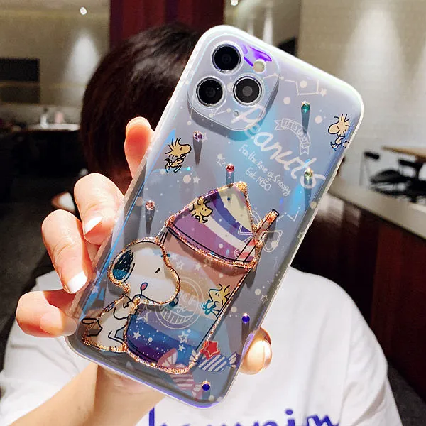 Cartoon Design Cute White Dog and Friends Charlie Sally Linus Blu Ray Line Up & Ice Cream Bling Bling iPhone Case 15 14 13 12 11 XS XR Max Plus mini