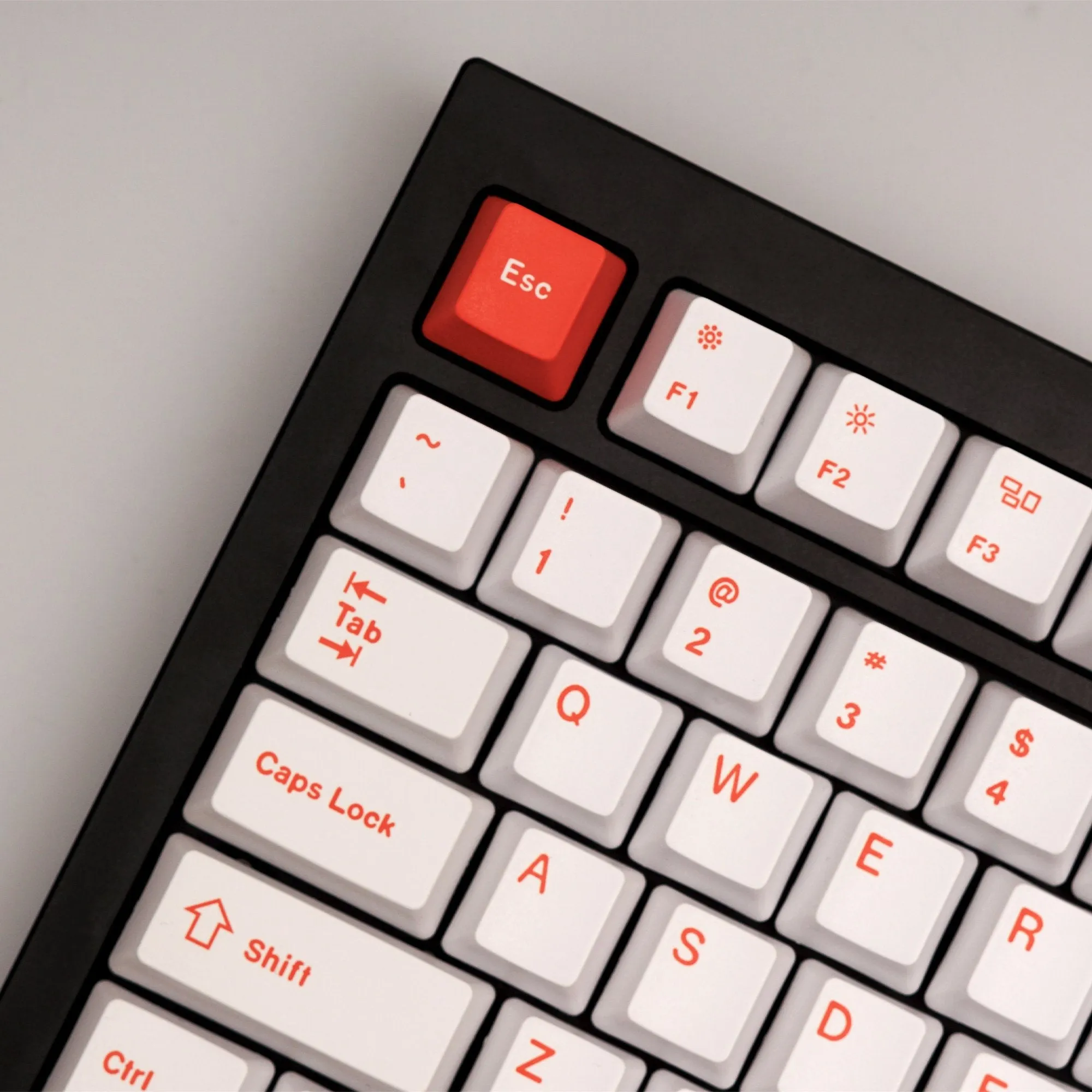 Custom Q1 QMK Mechanical Keyboard (Q1 Carbon Black)( Orange Keycap)