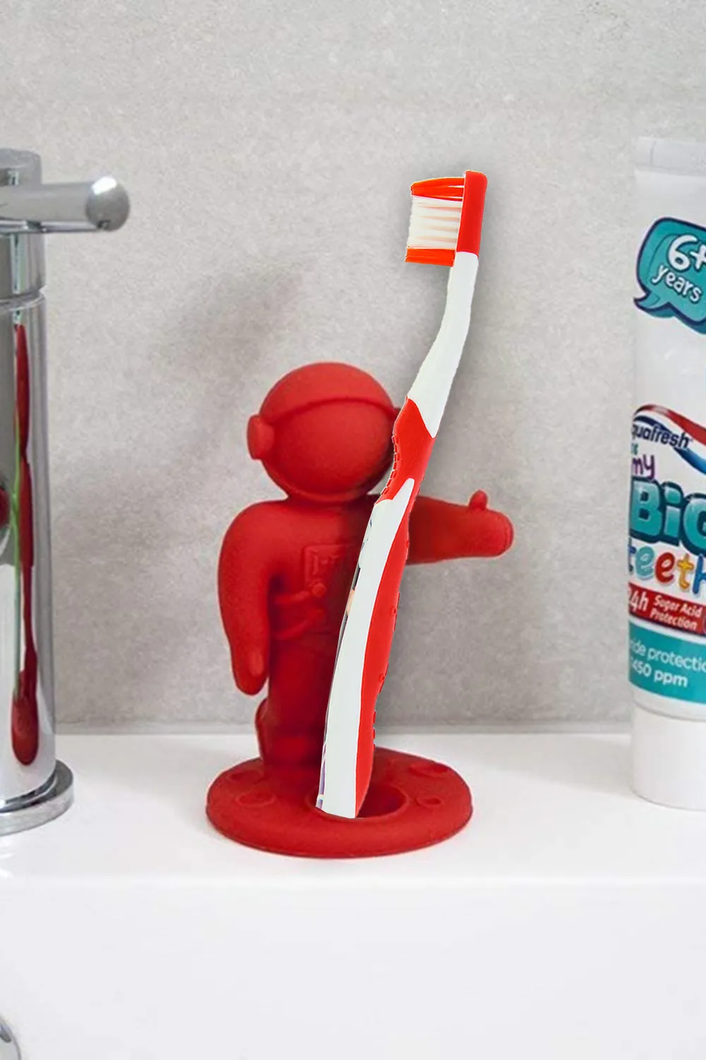 Justin Bieber Kids Red Manual Toothbrush