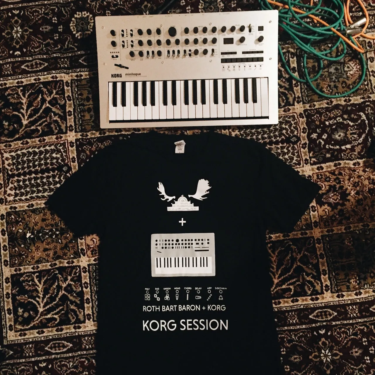 "KORG SESSION" Tee ( with " ZomBi-SoNg " DL code )